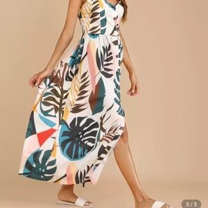 Tropical Print Maxi Dress